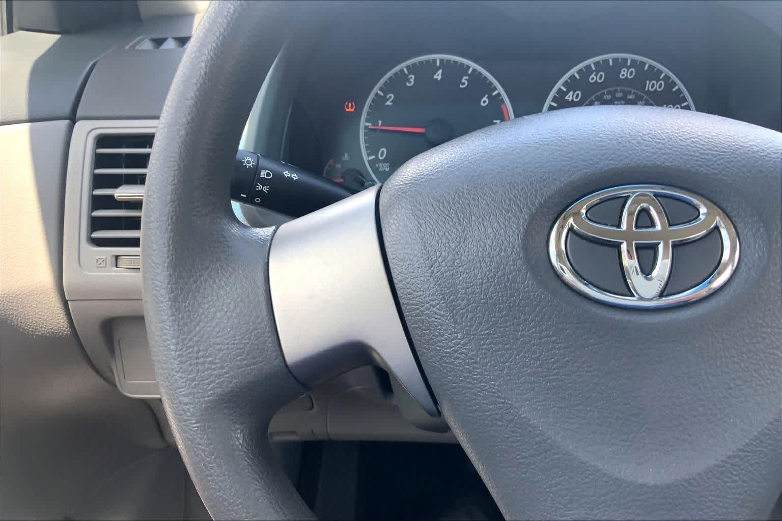 Used 2010 Super White Toyota LE image 22