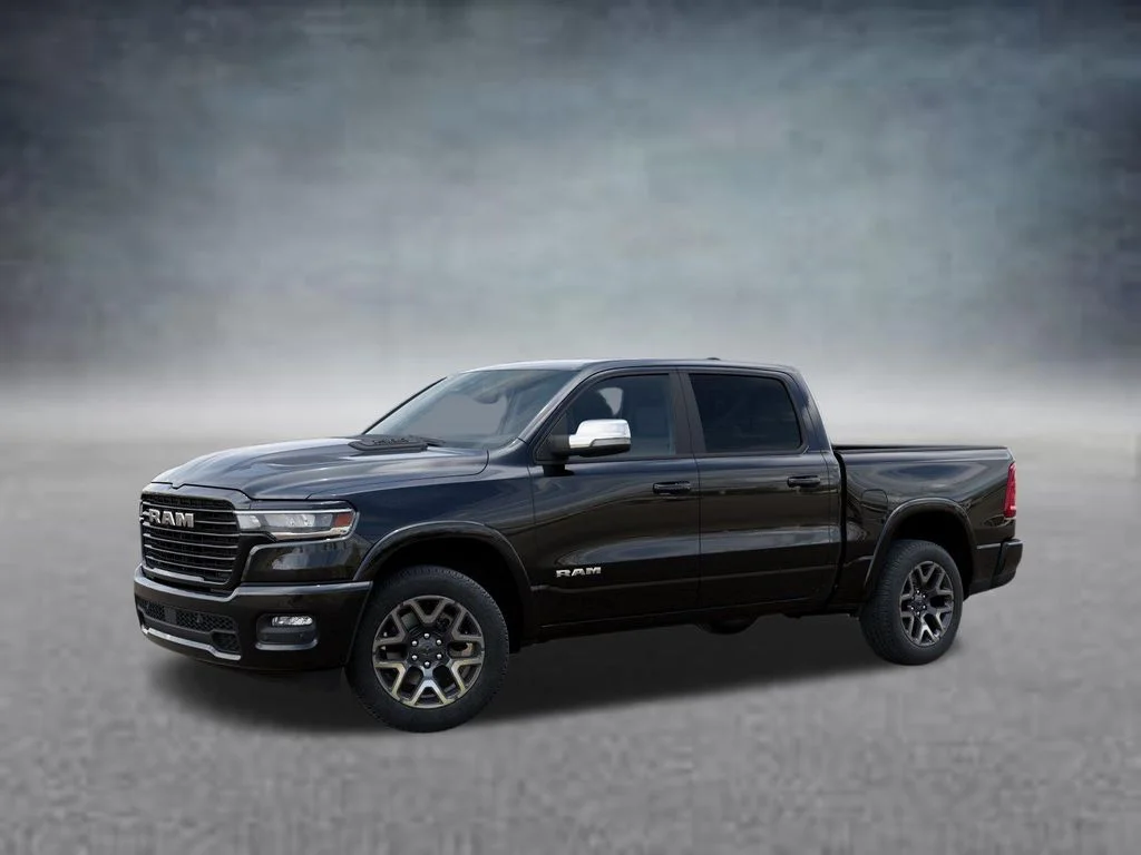 New 2026 Diamond Black Crystal Pearl-Coat Exterior Paint RAM Laramie image 2