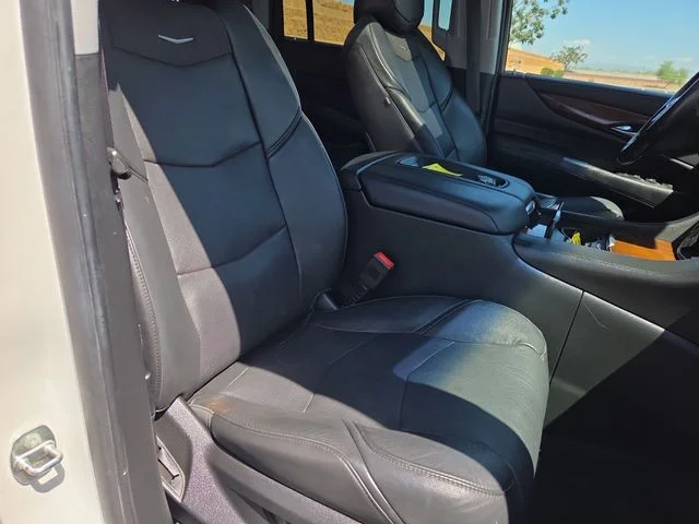 Used 2020 White Cadillac Luxury image 23