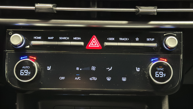 Used 2025 Phantom Black Hyundai XRT image 19