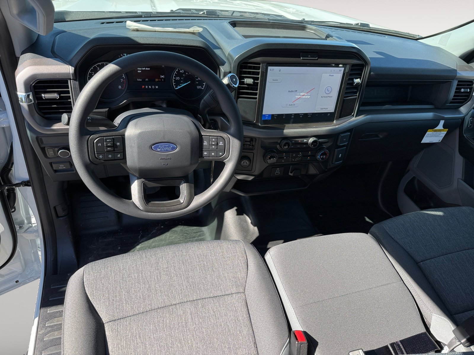 New 2026 Oxford White Ford XL image 15
