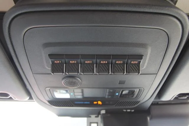 New 2026 Carbonized Gray Metallic Ford Badlands® image 34