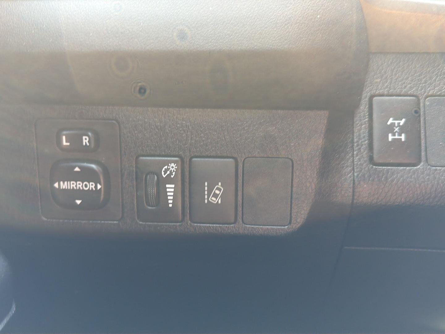 Used 2018 Black Toyota LE image 17