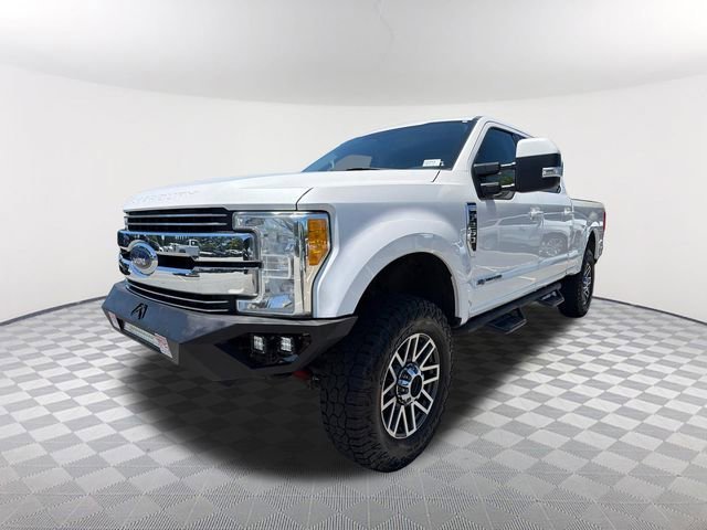 2017 Ford F-250 Lariat 4x4 Crew Cab 8' Box's photo