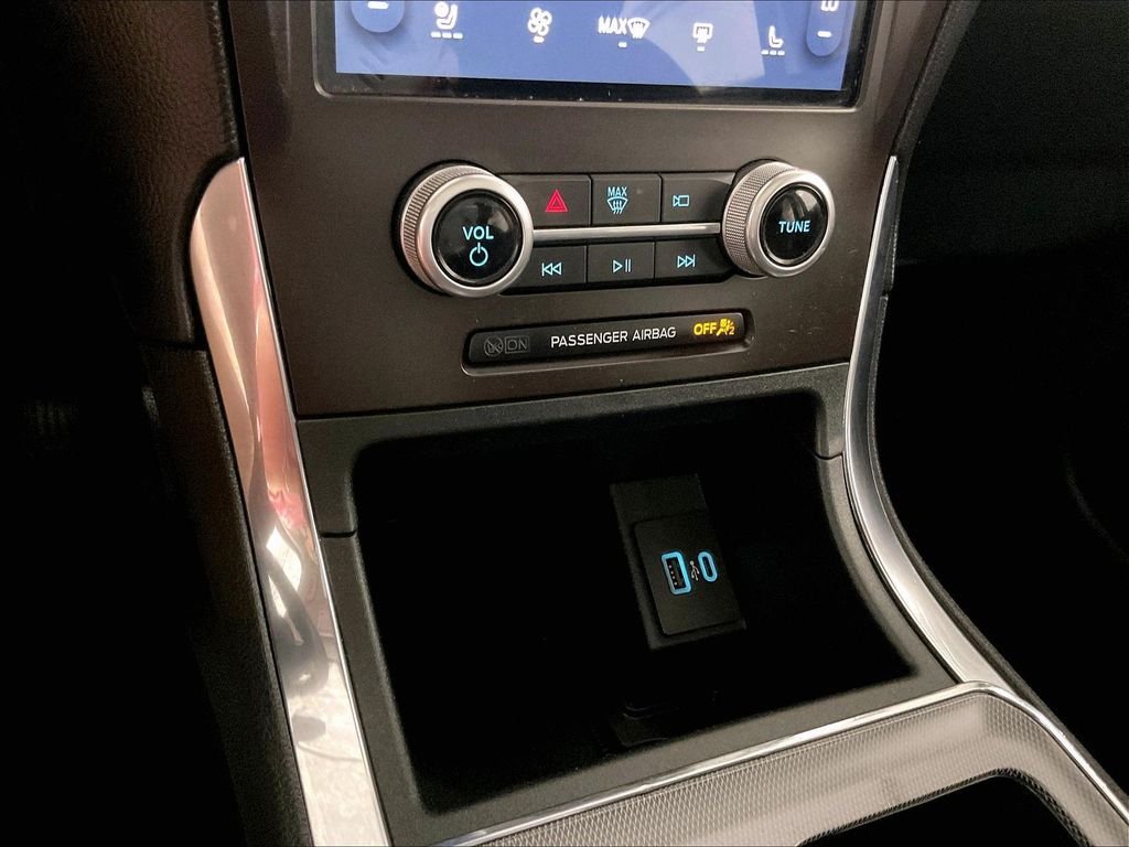 Used 2021 Silver Ford Titanium image 26