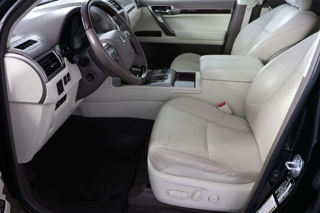 Used 2019 Onyx Black Lexus 460 image 19