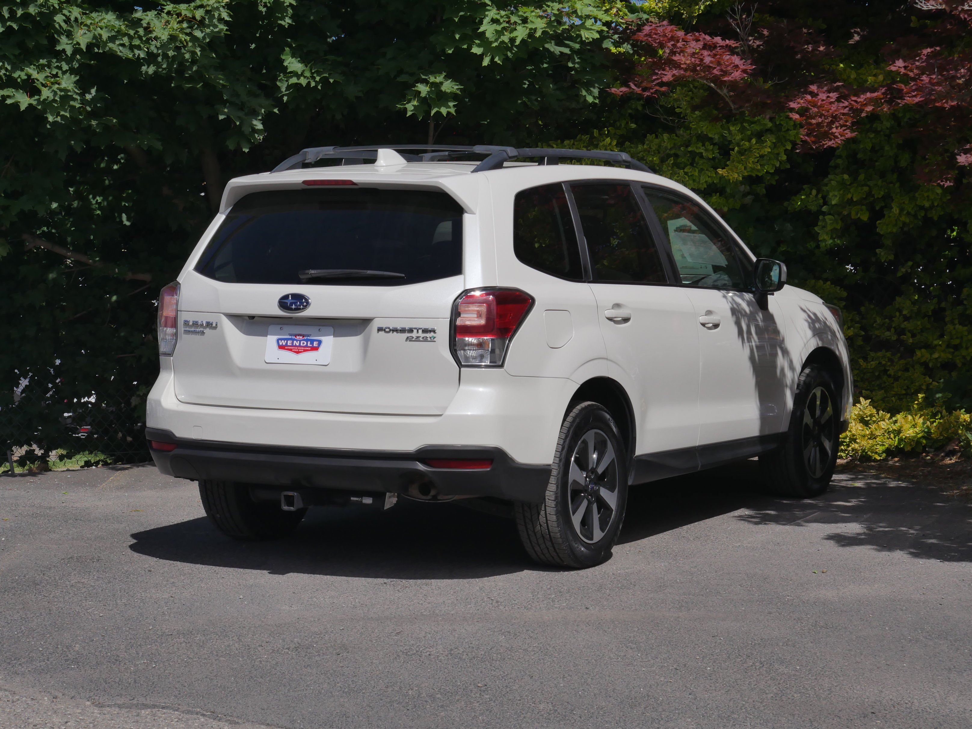 Used 2017 Crystal White Pearl Subaru Premium image 26