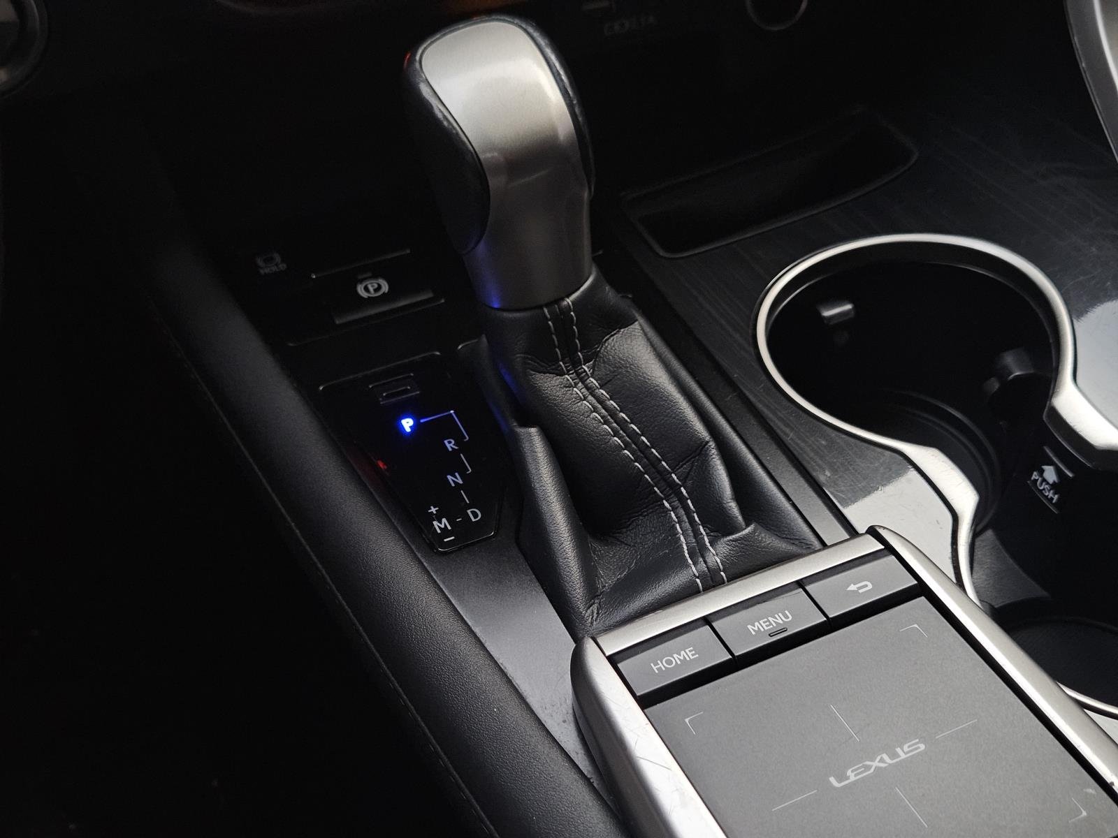 2022 Lexus RX 350 - Photo 22