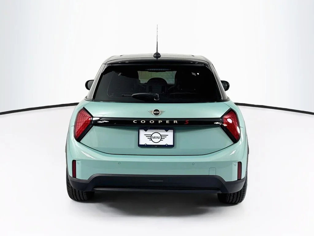 New 2027 Ocean Wave Green Metallic MINI Iconic image 6