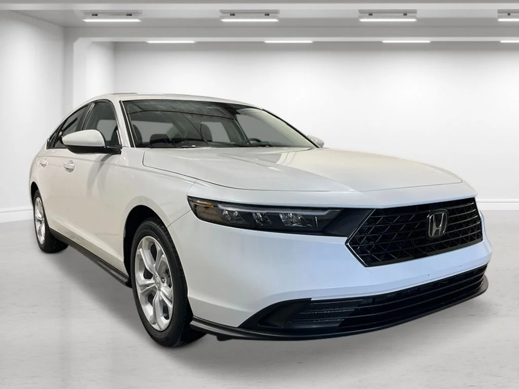 New 2026 Platinum White Pearl Honda LX image 9