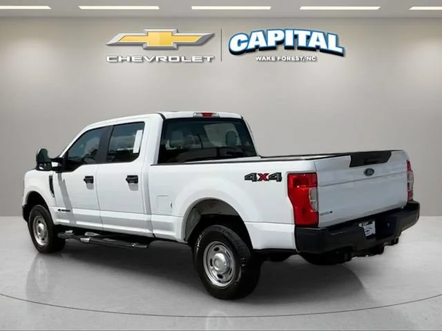 Used 2020 White Ford XL image 4