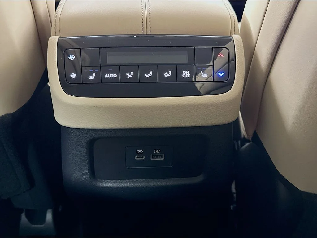Certified Used 2025 Majestic INFINITI LUXE image 34