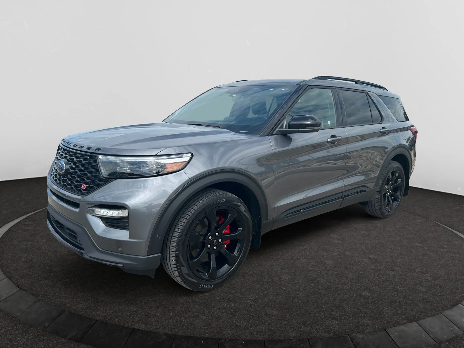 Used 2024  Ford ST 4WD image 1