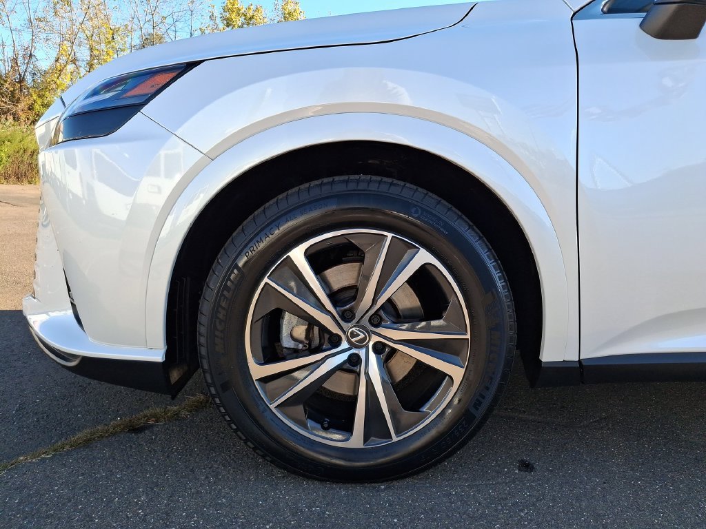 Certified Used 2024 White Lexus 350 Premium image 19