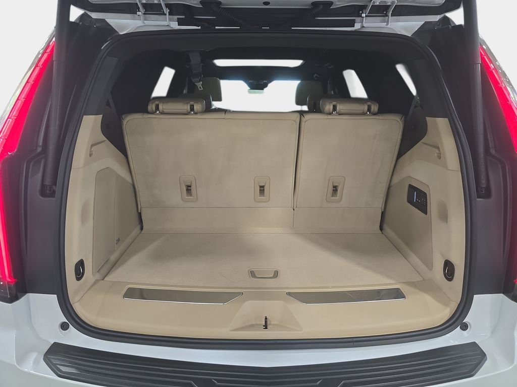 Used 2023 Crystal White Tricoat Cadillac Premium Luxury image 13