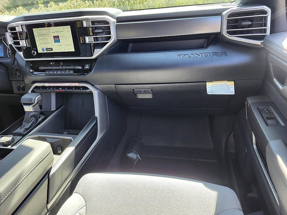 2025 Toyota Tundra SR5 - Photo 14