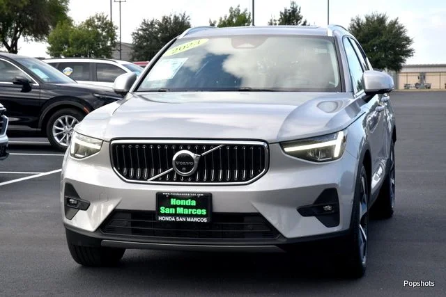 2023 Volvo XC40
