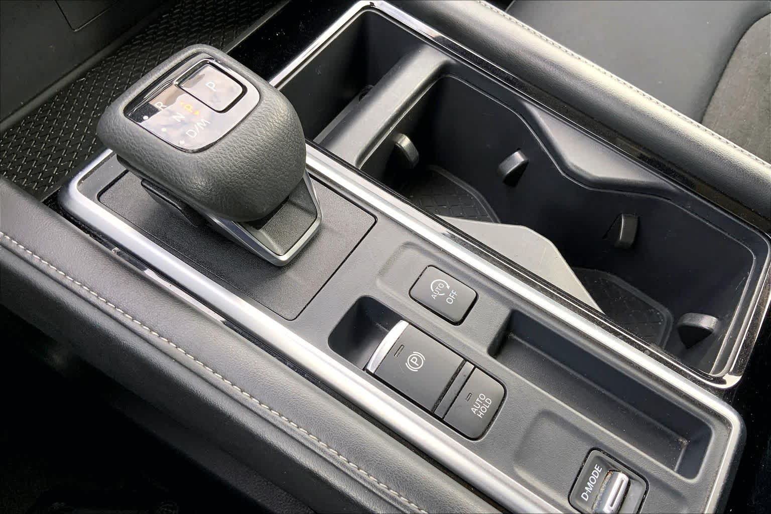 Used 2024 Brilliant Silver Metallic Nissan SV image 34