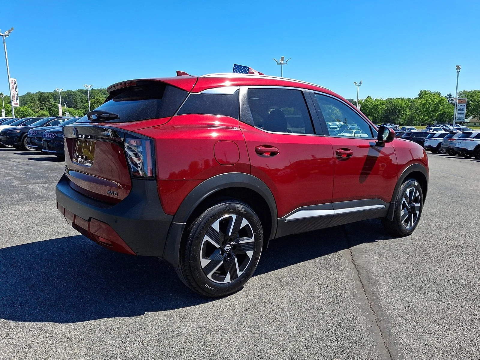 Used 2025 Scarlet Ember Tintcoat Nissan SV image 7