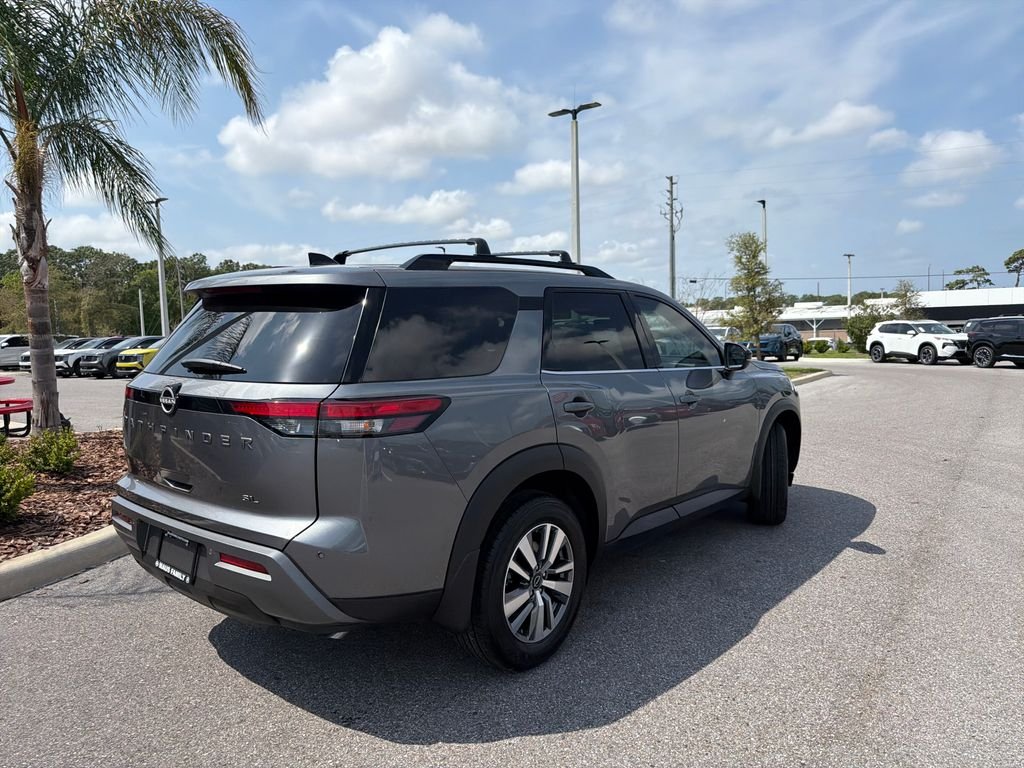 New 2026 Nissan Pathfinder SL 4D Sport Utility