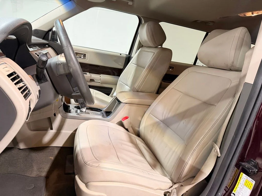 Used 2011 Red Ford SEL image 22