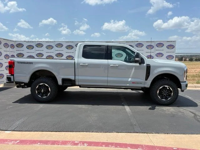 New 2026 Ford F-250SD Platinum