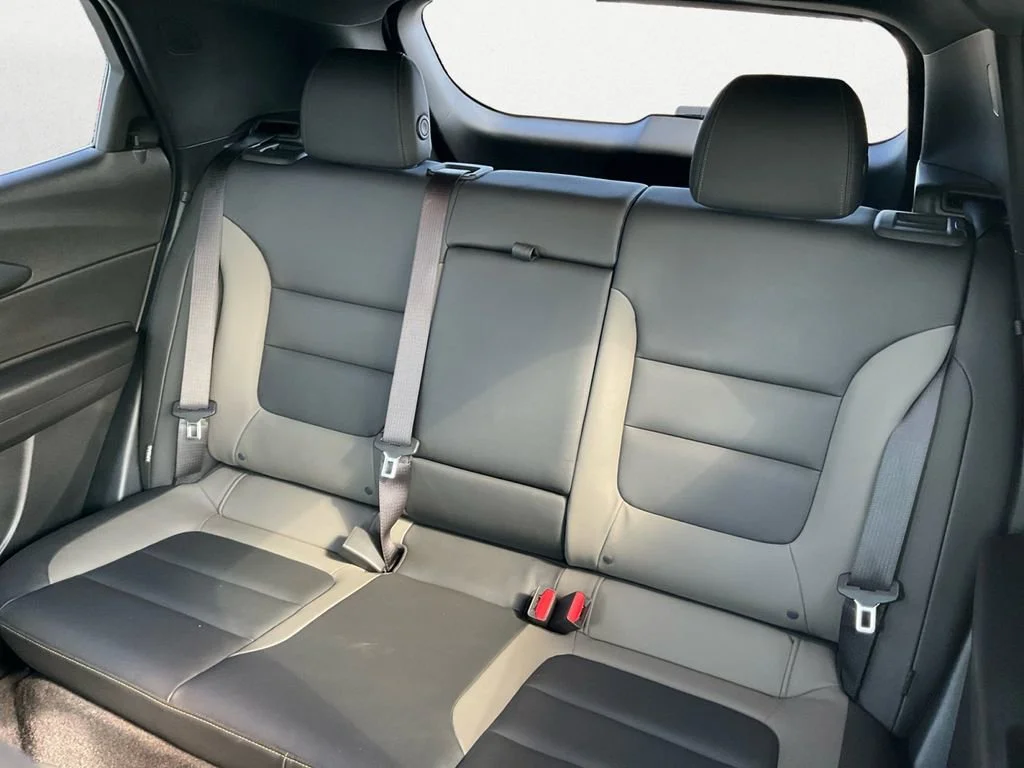 Used 2024 Summit White Chevrolet ACTIV image 9