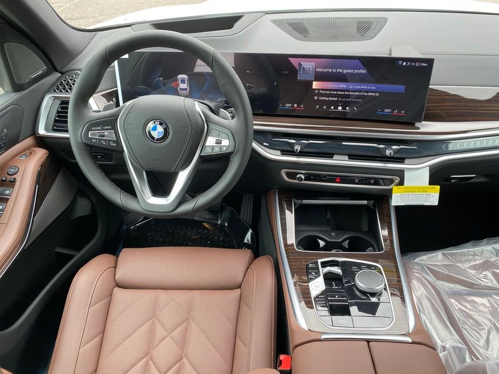 New 2026 Alpine White BMW xDrive40i image 9