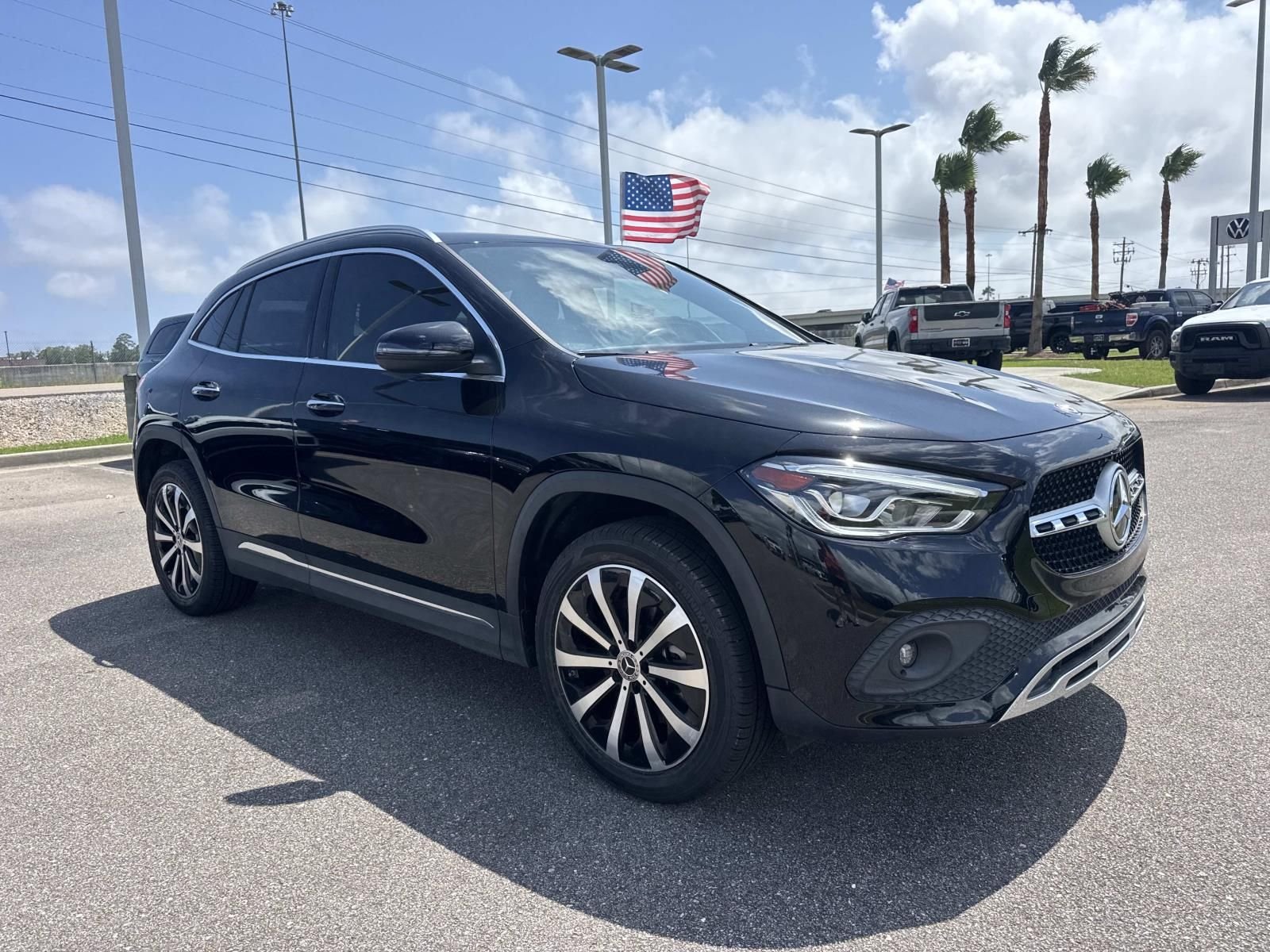 Used 2022 Black Mercedes-Benz GLA 250 image 3