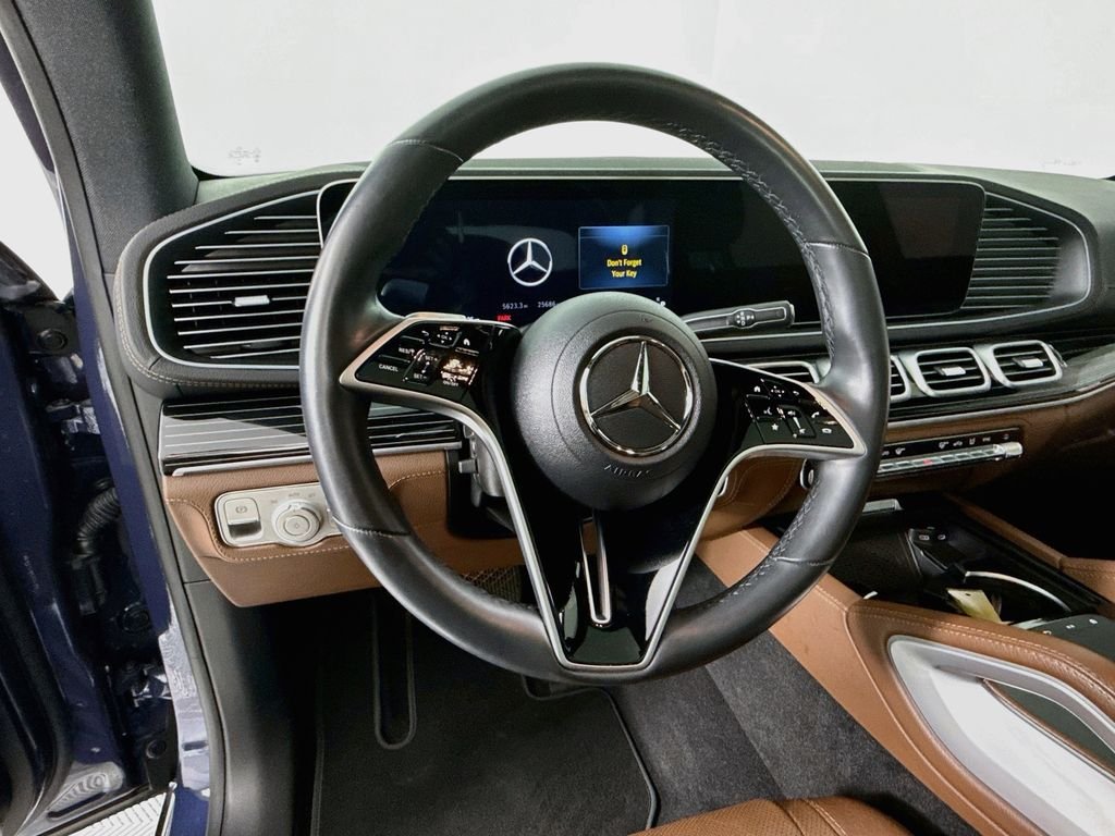 Used 2024 Blue Mercedes-Benz GLE 350 image 12