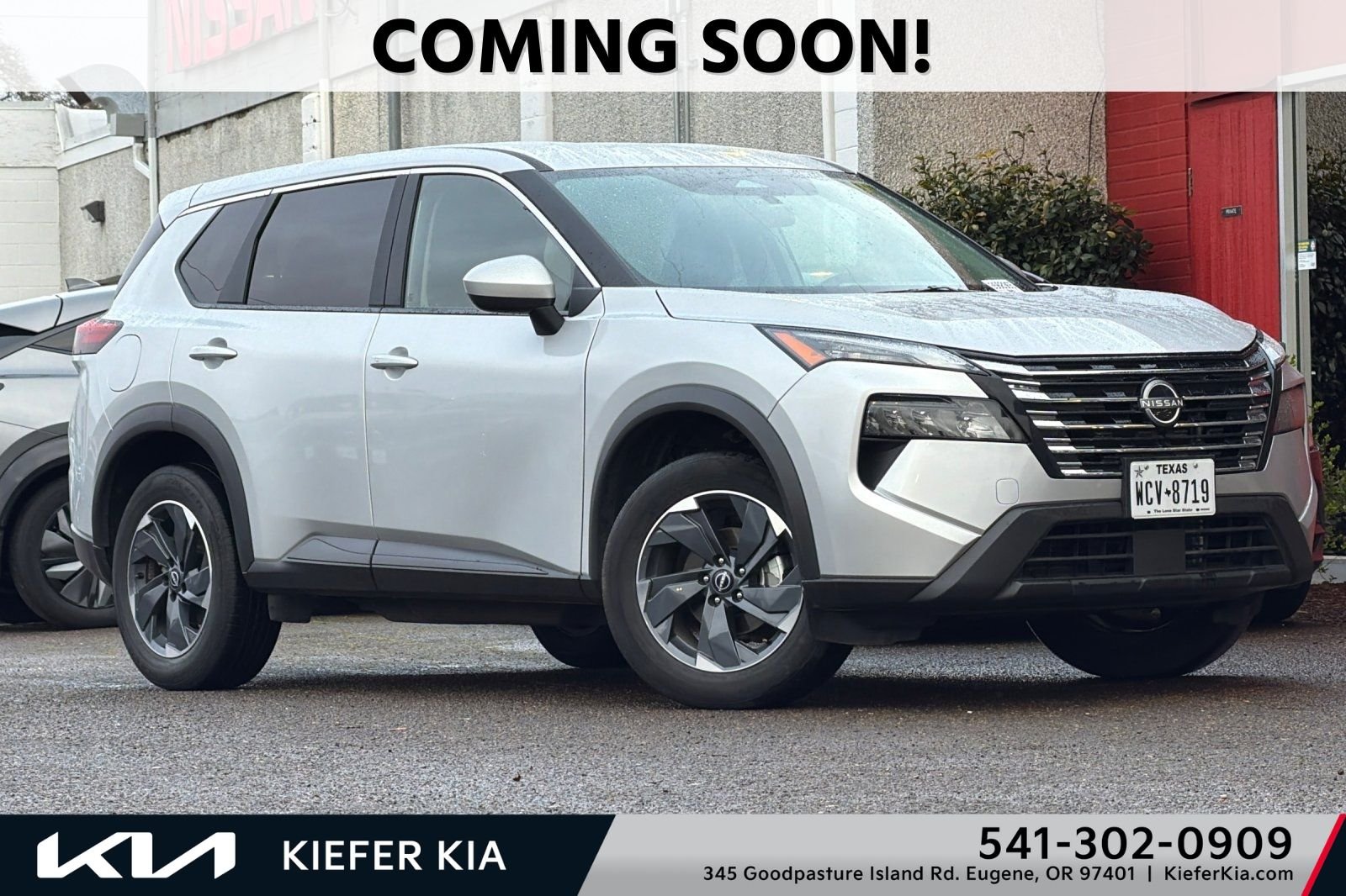 2025 Nissan Rogue SV FWD's photo