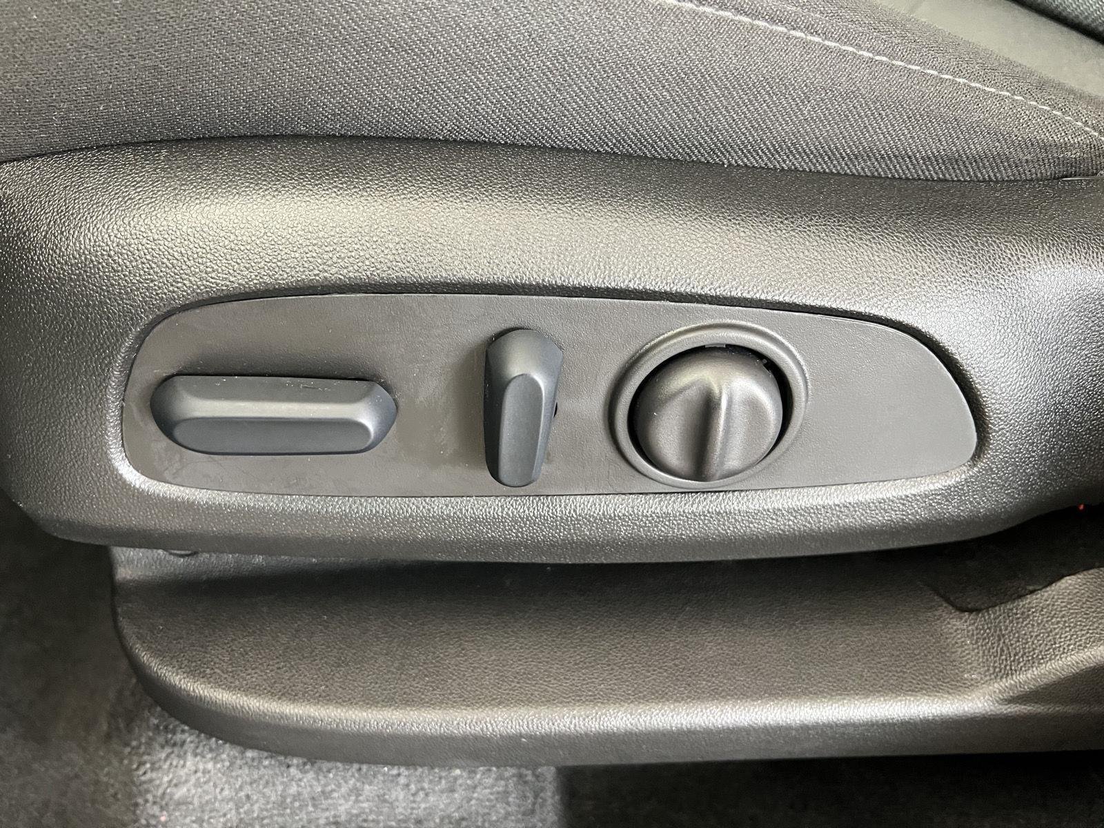 Used 2023 Sterling Gray Metallic Chevrolet LT Cloth image 6