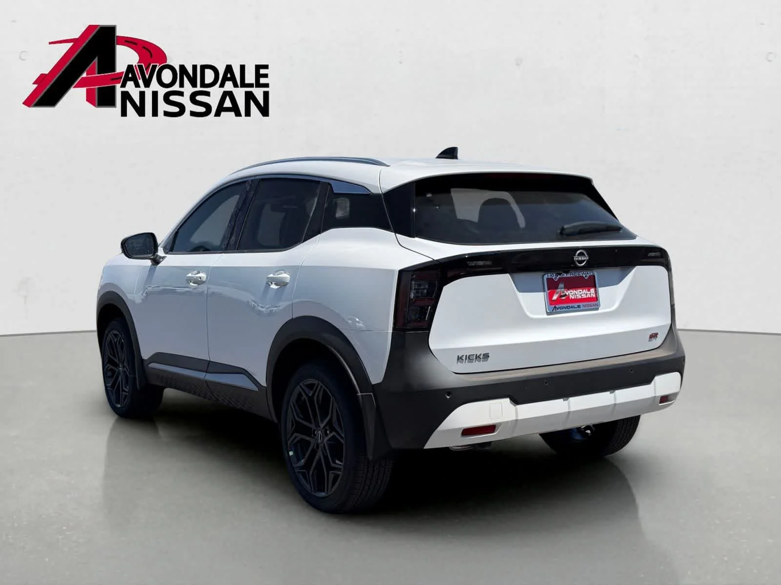 New 2026 Aspen White TriCoat Nissan SR image 4