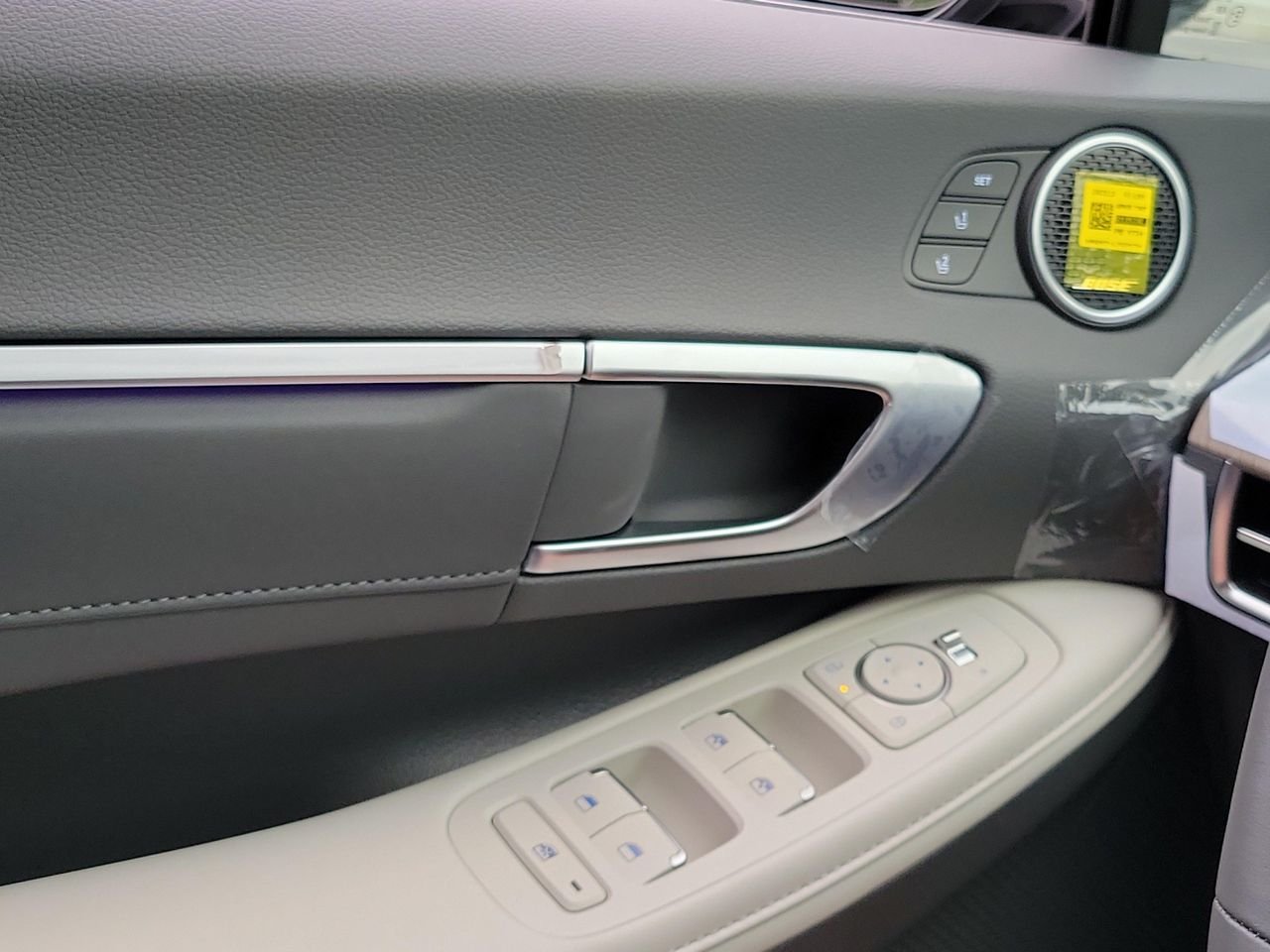 New 2026 Aero Silver Hyundai Limited image 8