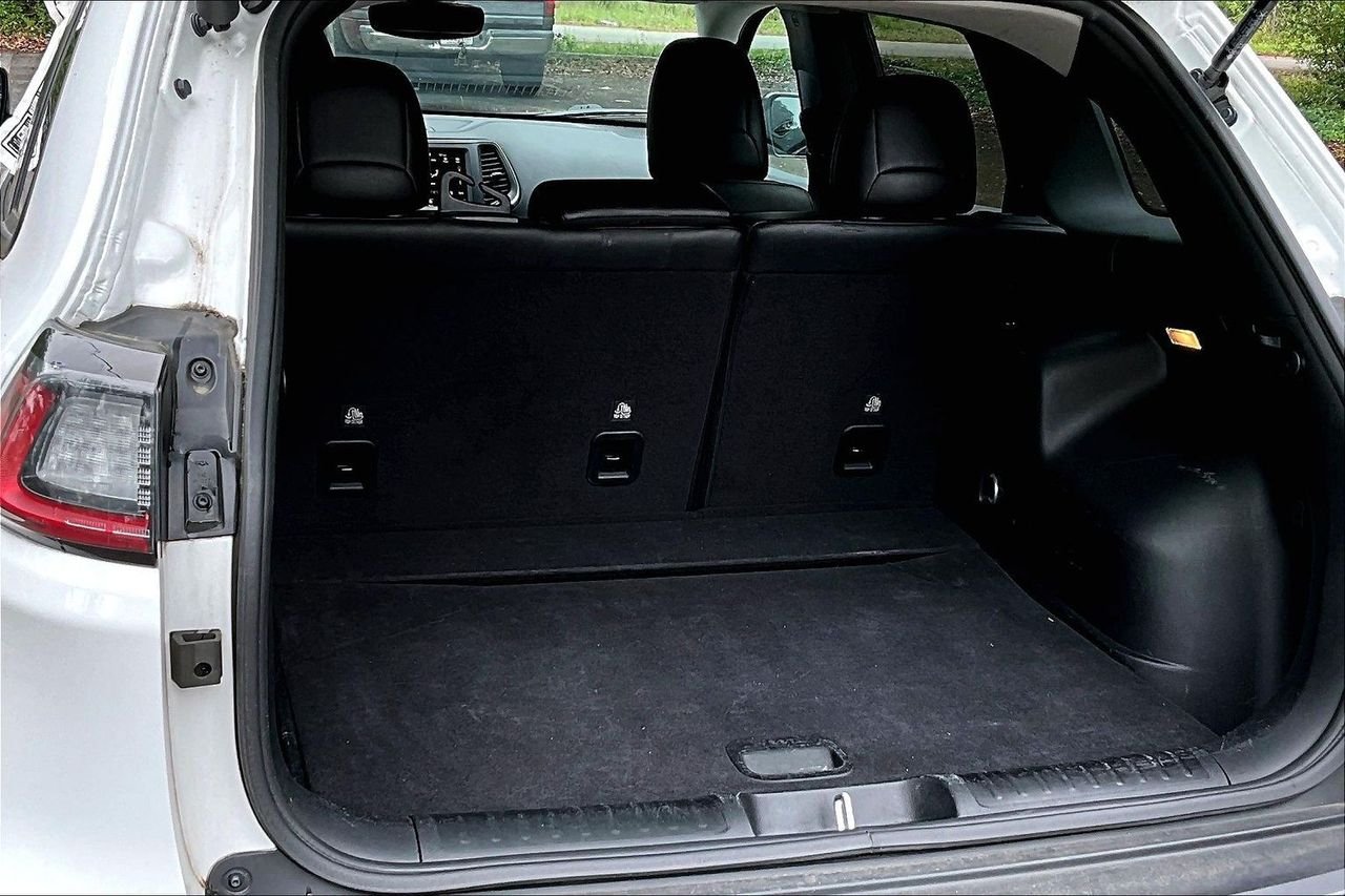 2023 Jeep Cherokee Altitude Lux - Photo 37