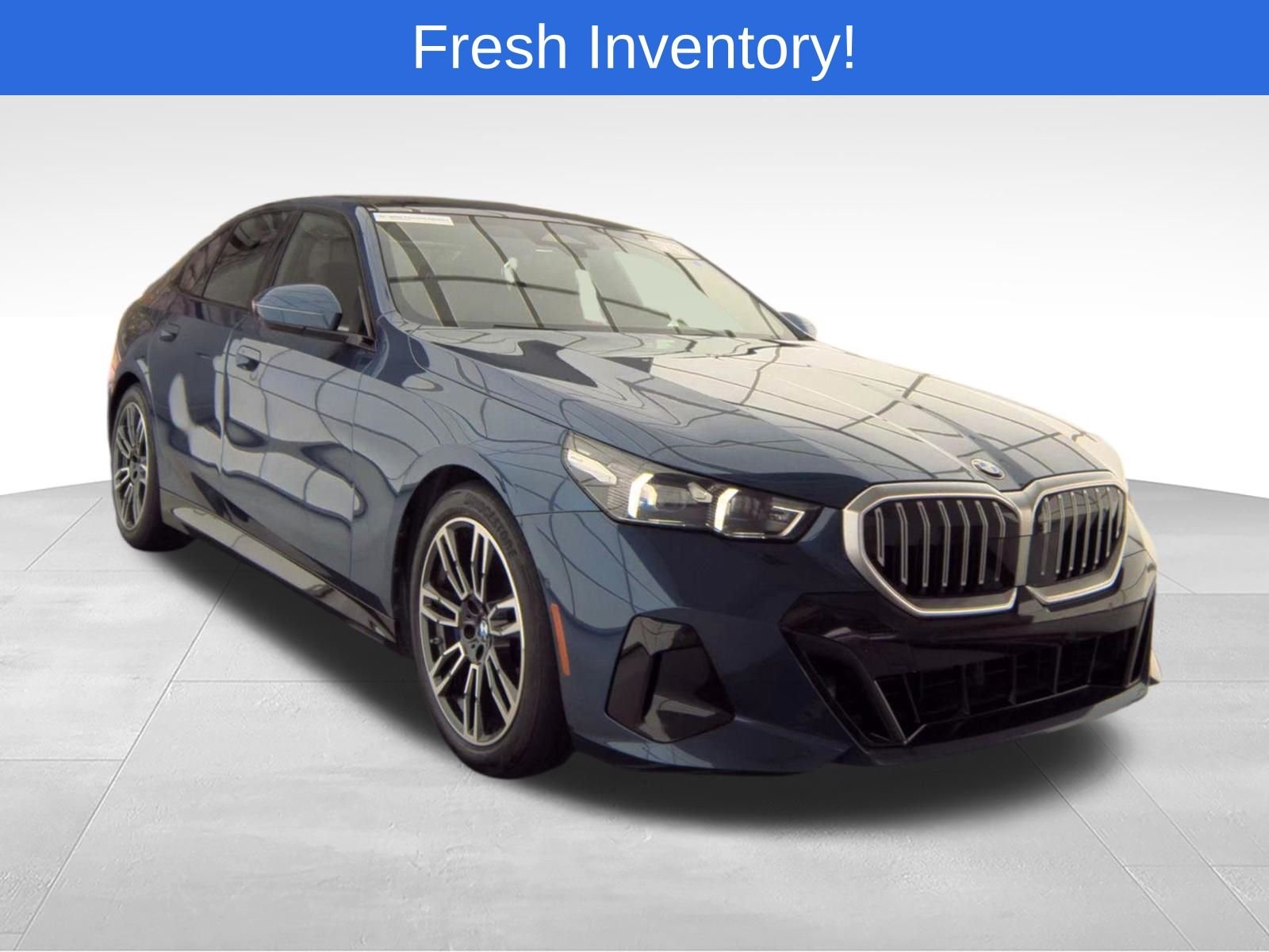 Certified Used 2026 Phytonic Blue Metallic BMW 540i xDrive image 4