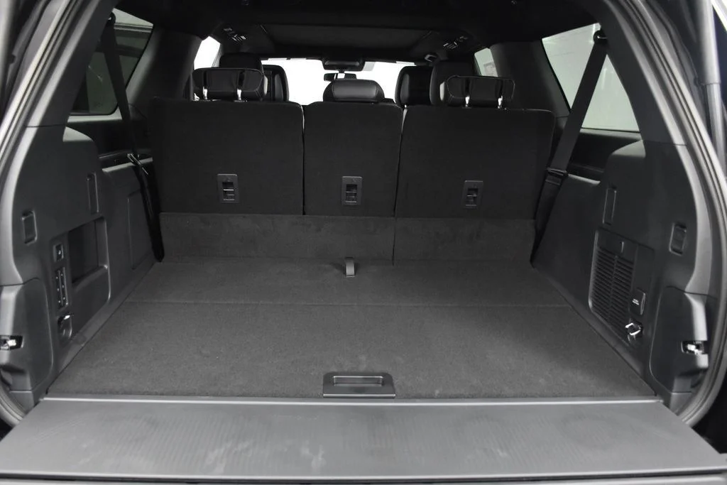 New 2026 Black Ford Platinum image 21