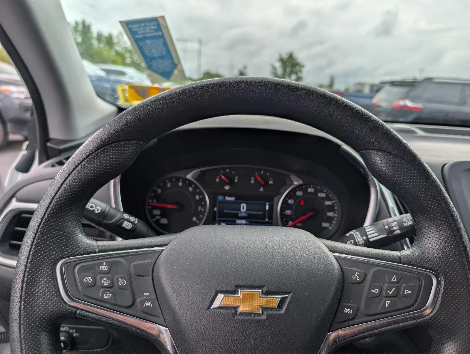 Used 2023 Summit White Chevrolet LT image 14