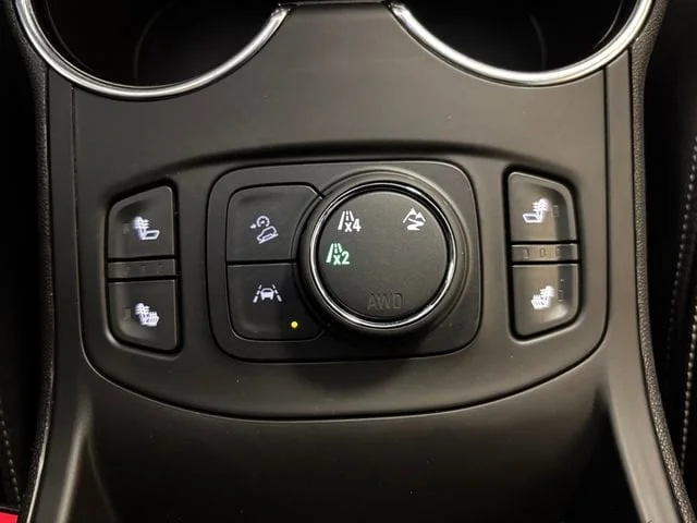 Used 2024 Sterling Metallic GMC SLT image 22