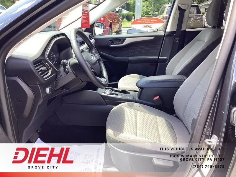 Used 2022 Blue Ford SE image 25