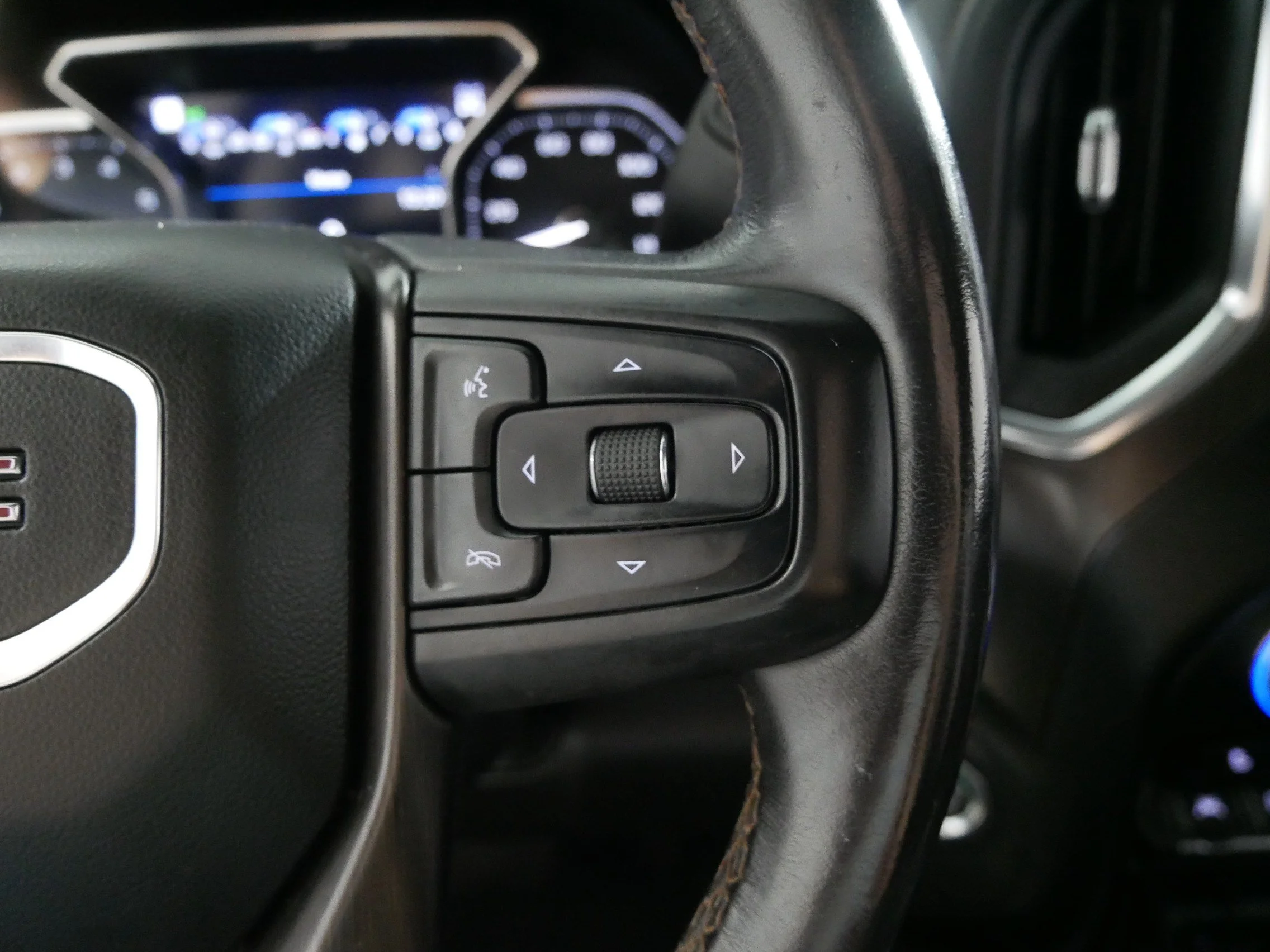 Used 2021 Satin Steel Metallic GMC AT4 image 28
