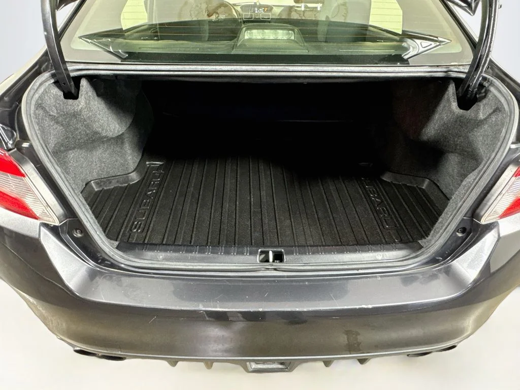 Used 2016 Gray Subaru Base image 29