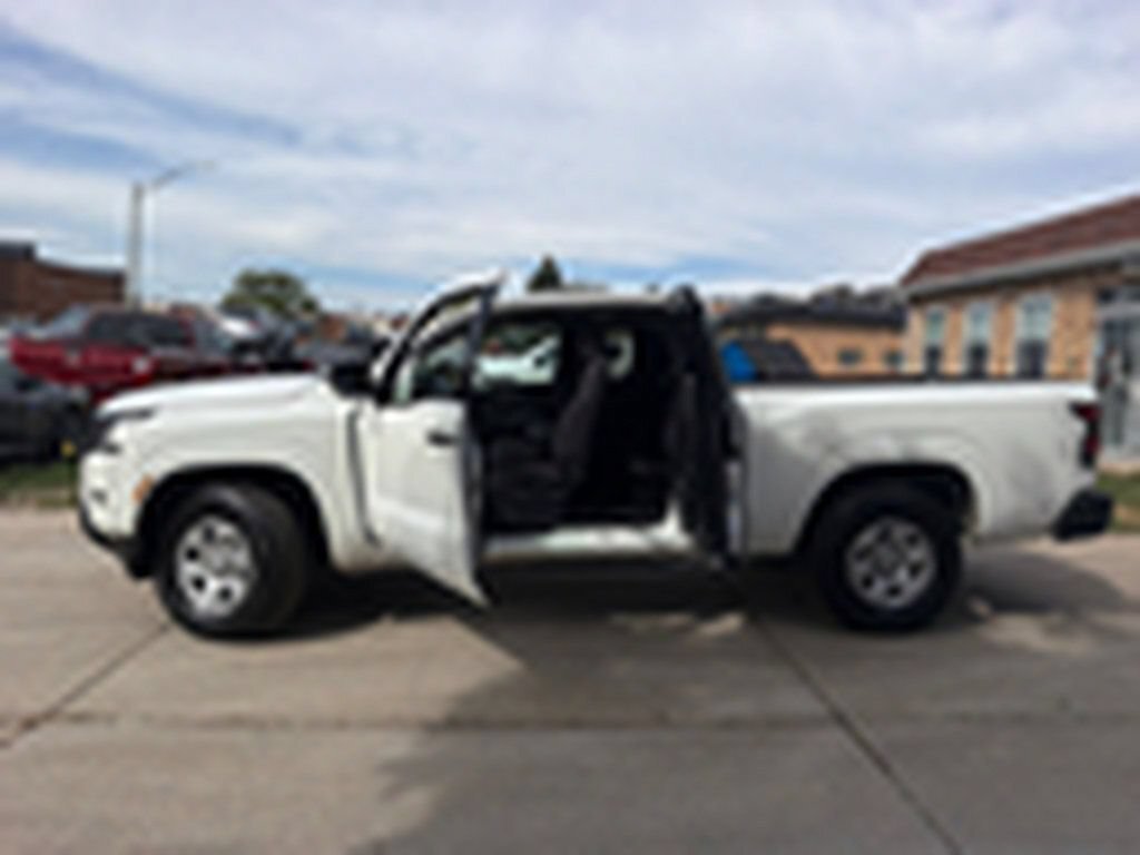 Used 2024 Glacier White Nissan S image 9