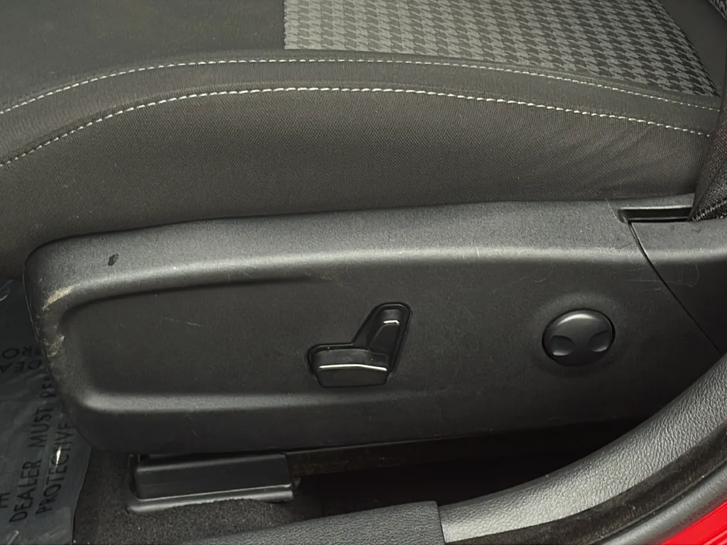 Used 2023 Red Dodge R/T image 18