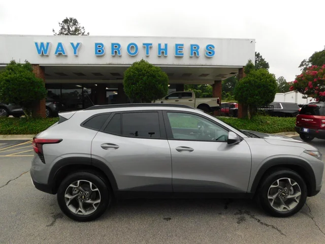 2026 Chevrolet Trax FWD 4dr LT