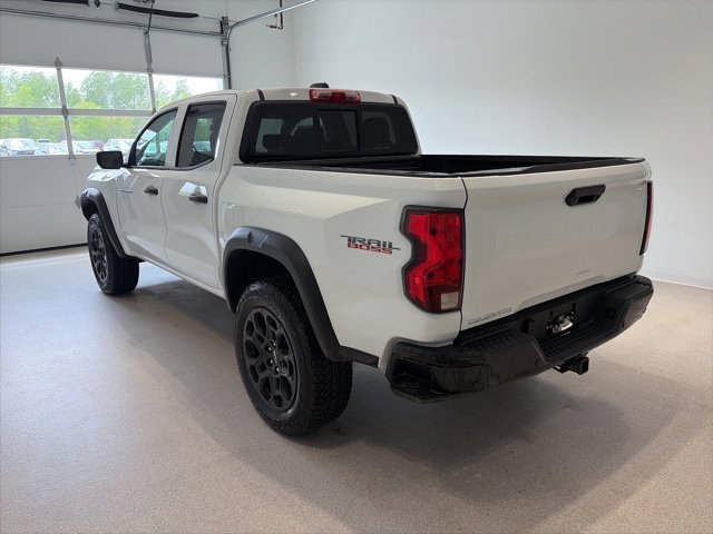 New 2026 Summit White Chevrolet Trail Boss image 4