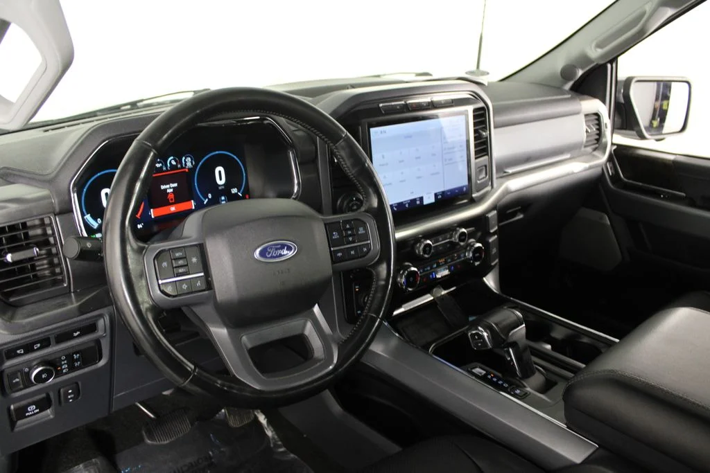 Used 2022 Gray Ford Lariat image 17