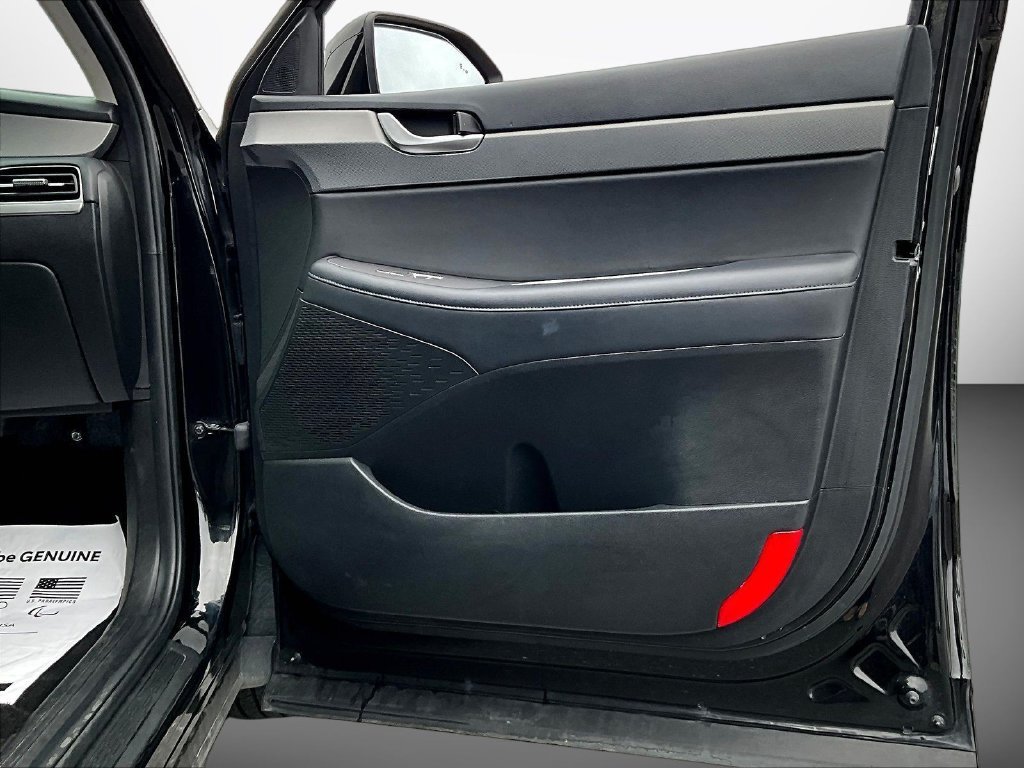 Certified Used 2021 Black Hyundai SEL image 33