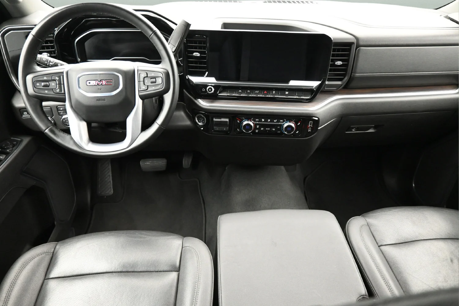 Used 2025 Summit White GMC SLT image 10
