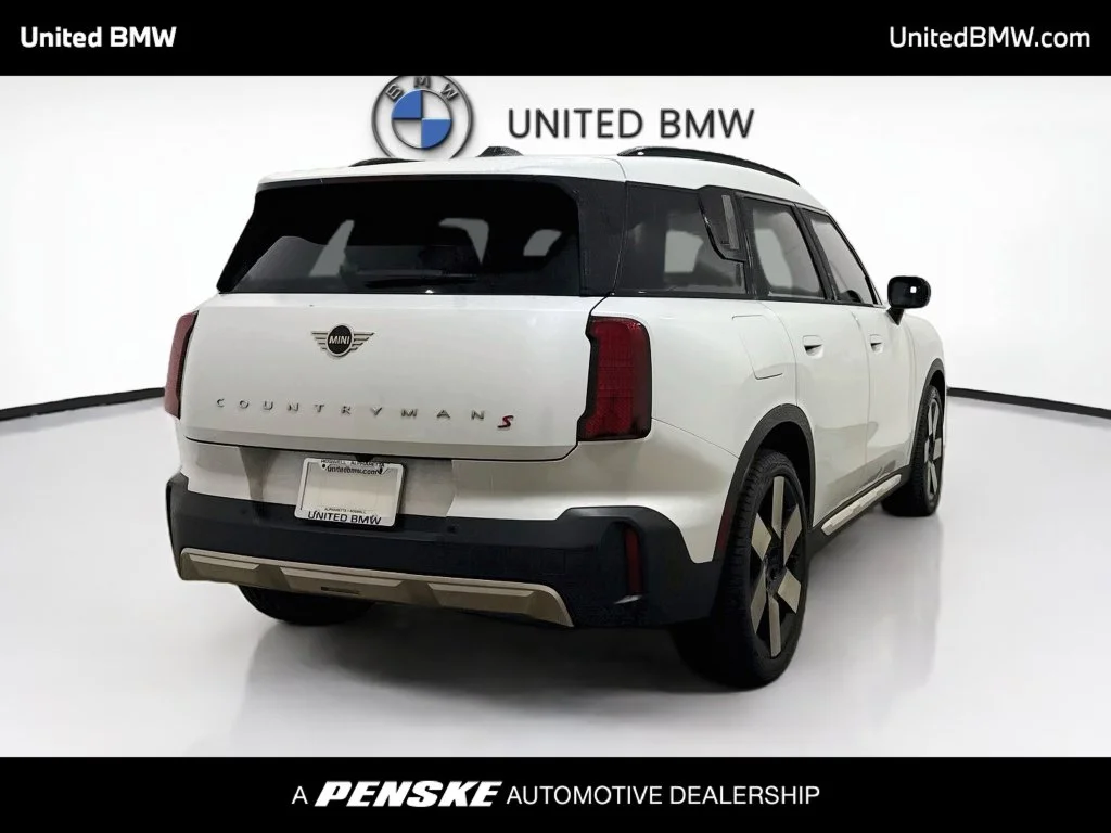 Used 2025 White Metallic MINI  image 5